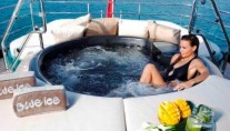Blue Ice -  Jaccuzi
